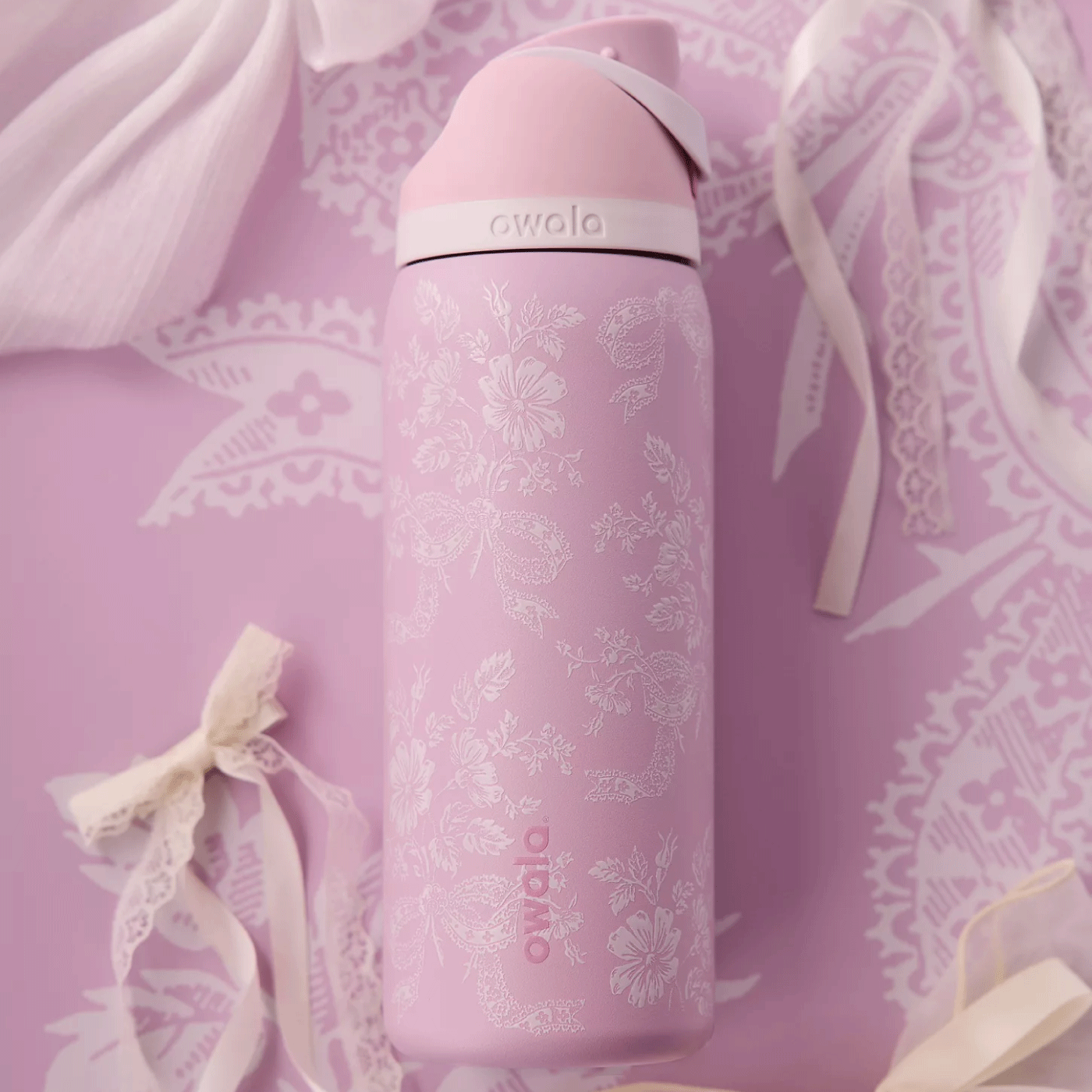 FreeSip™ Insulated Water Bottle